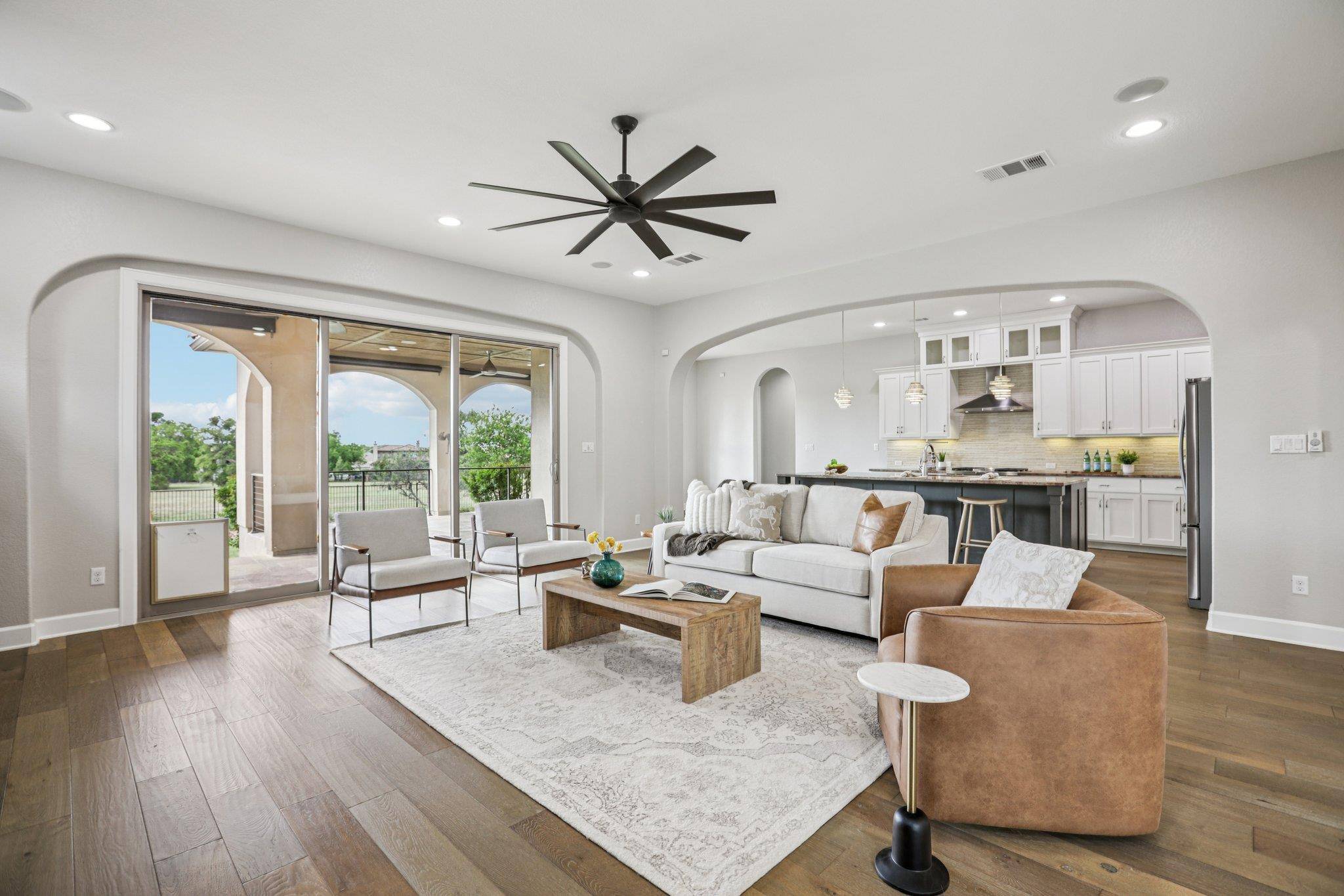 109 Charmstone LN, Georgetown, TX 78628