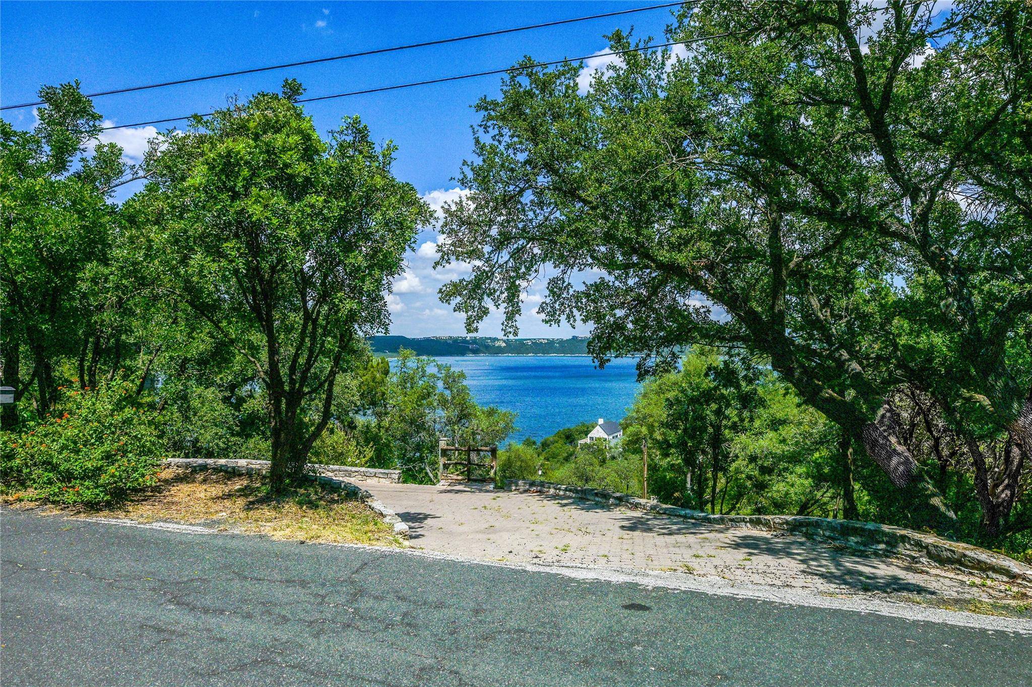 5031 McIntyre CIR, Austin, TX 78734