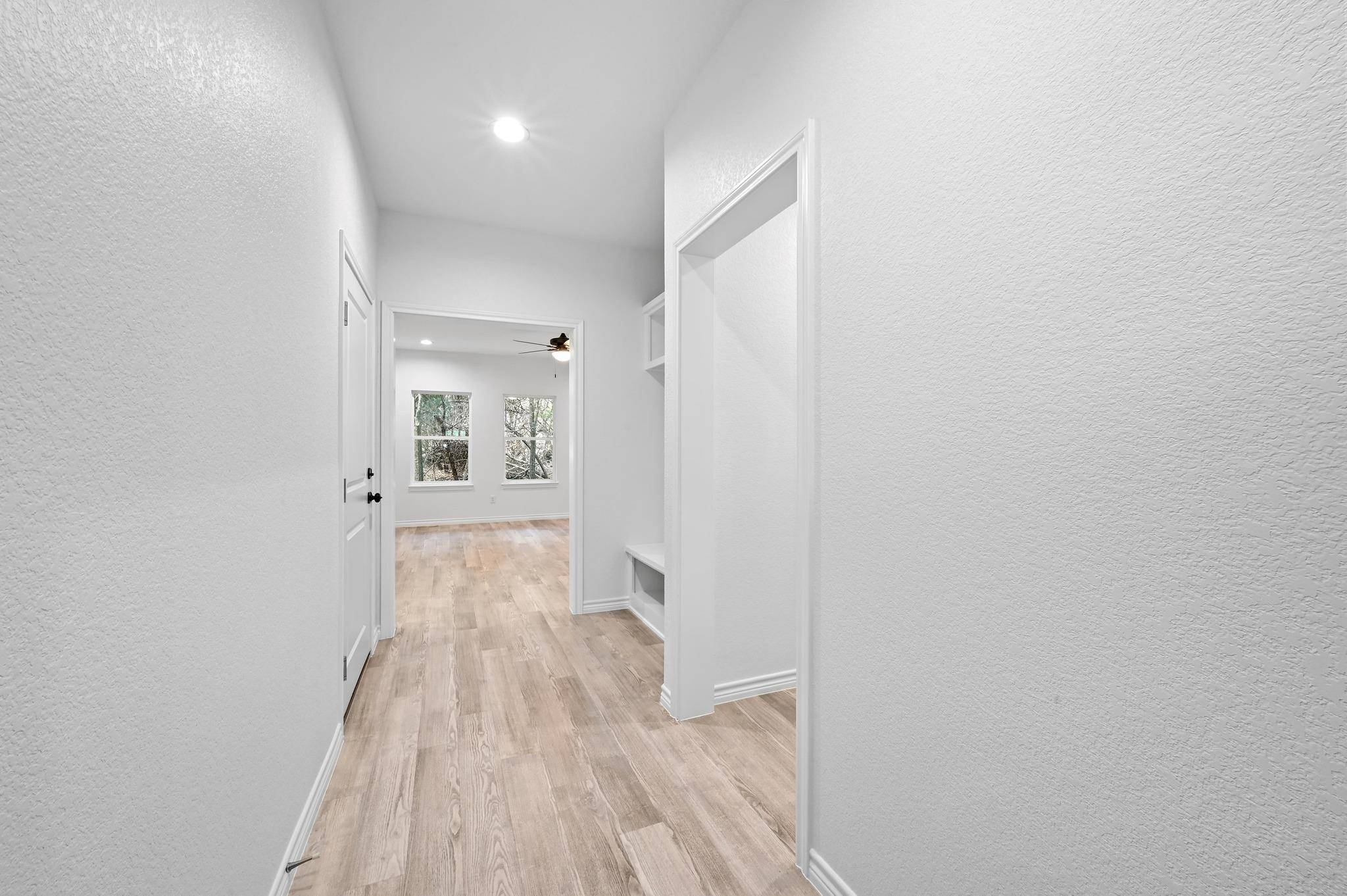 1 Happy Hollow LN, Wimberley, TX 78676