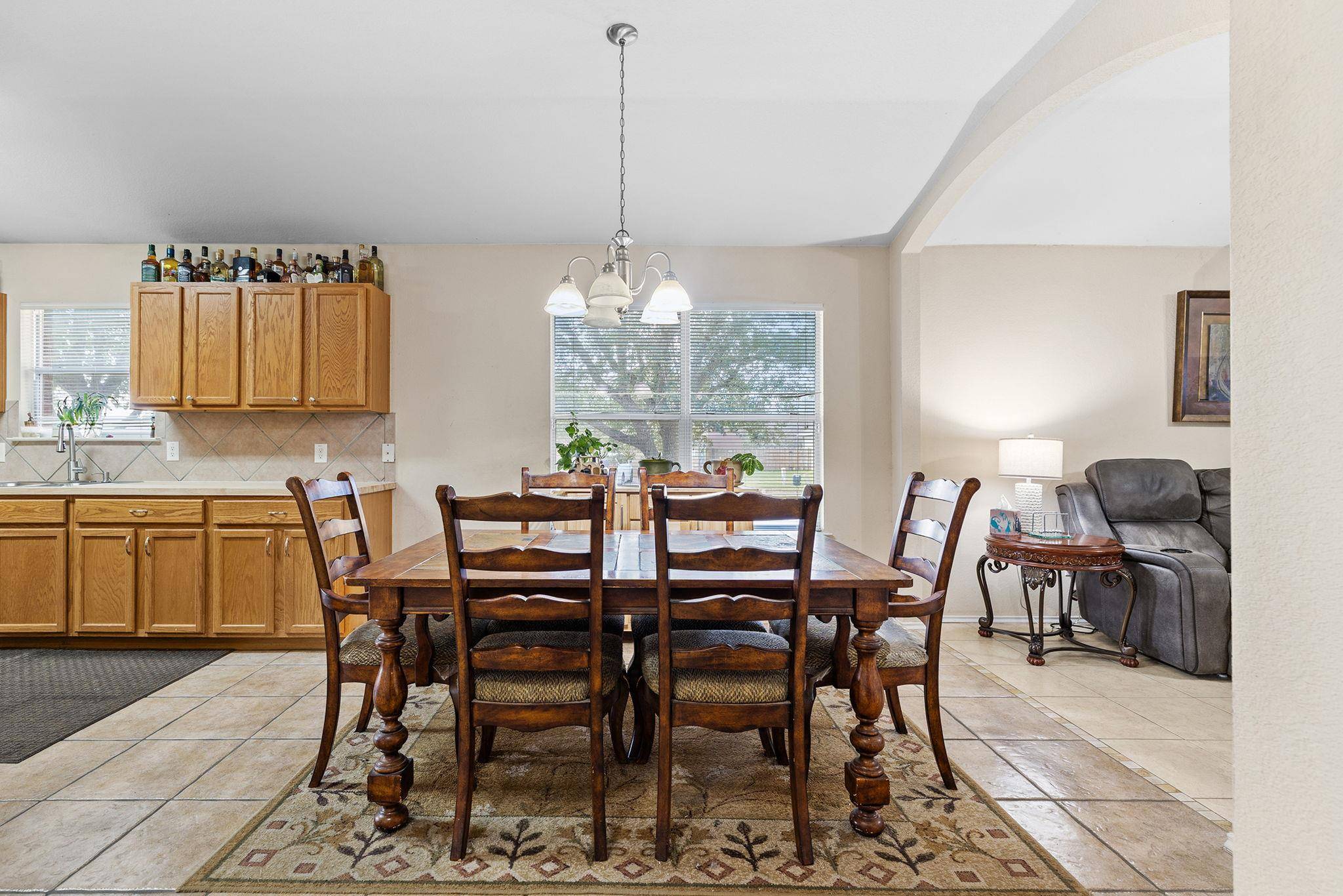 12800 Starbrimson TRL, Elgin, TX 78621