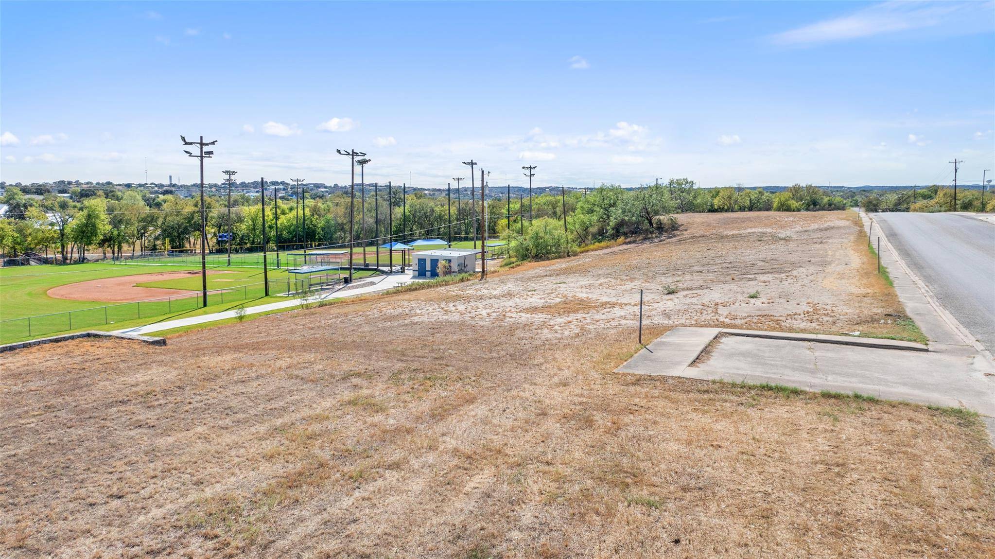 711-1 Avenue N, Marble Falls, TX 78654