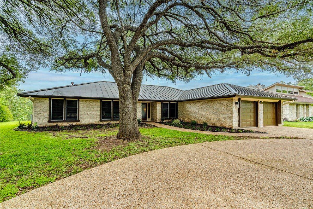 11146 Pinehurst DR, Austin, TX 78747