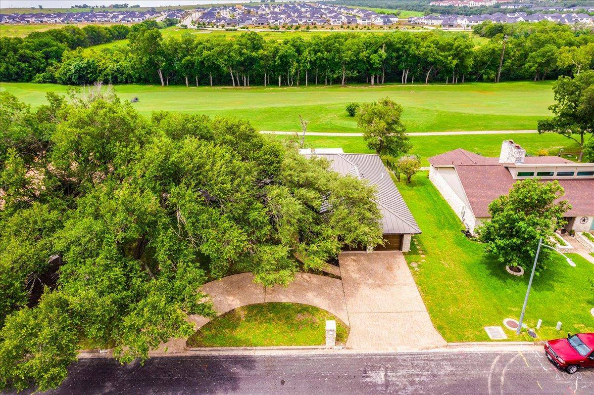 11146 Pinehurst DR, Austin, TX 78747