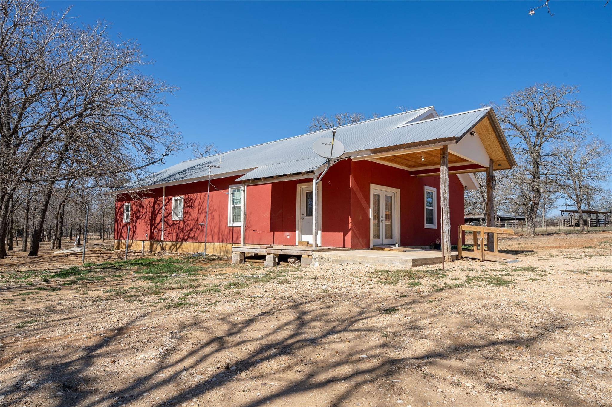 661 Hidden Oak RD, Dale, TX 78616