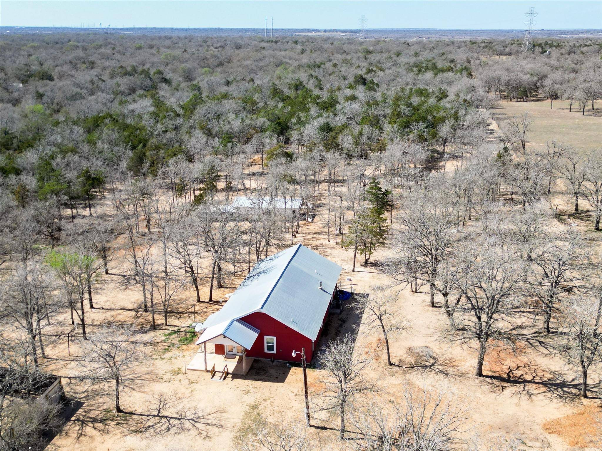 661 Hidden Oak RD, Dale, TX 78616