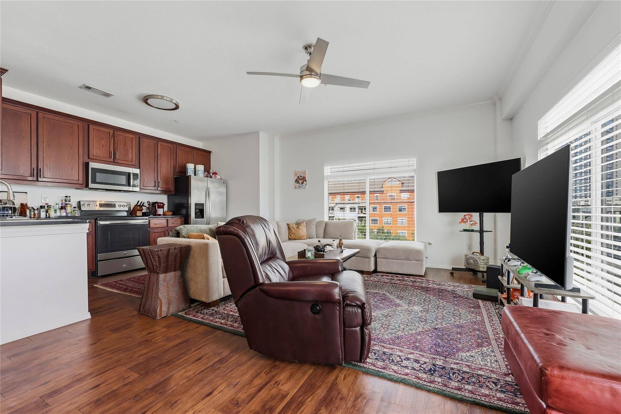 910 W 25th ST #507, Austin, TX 78705