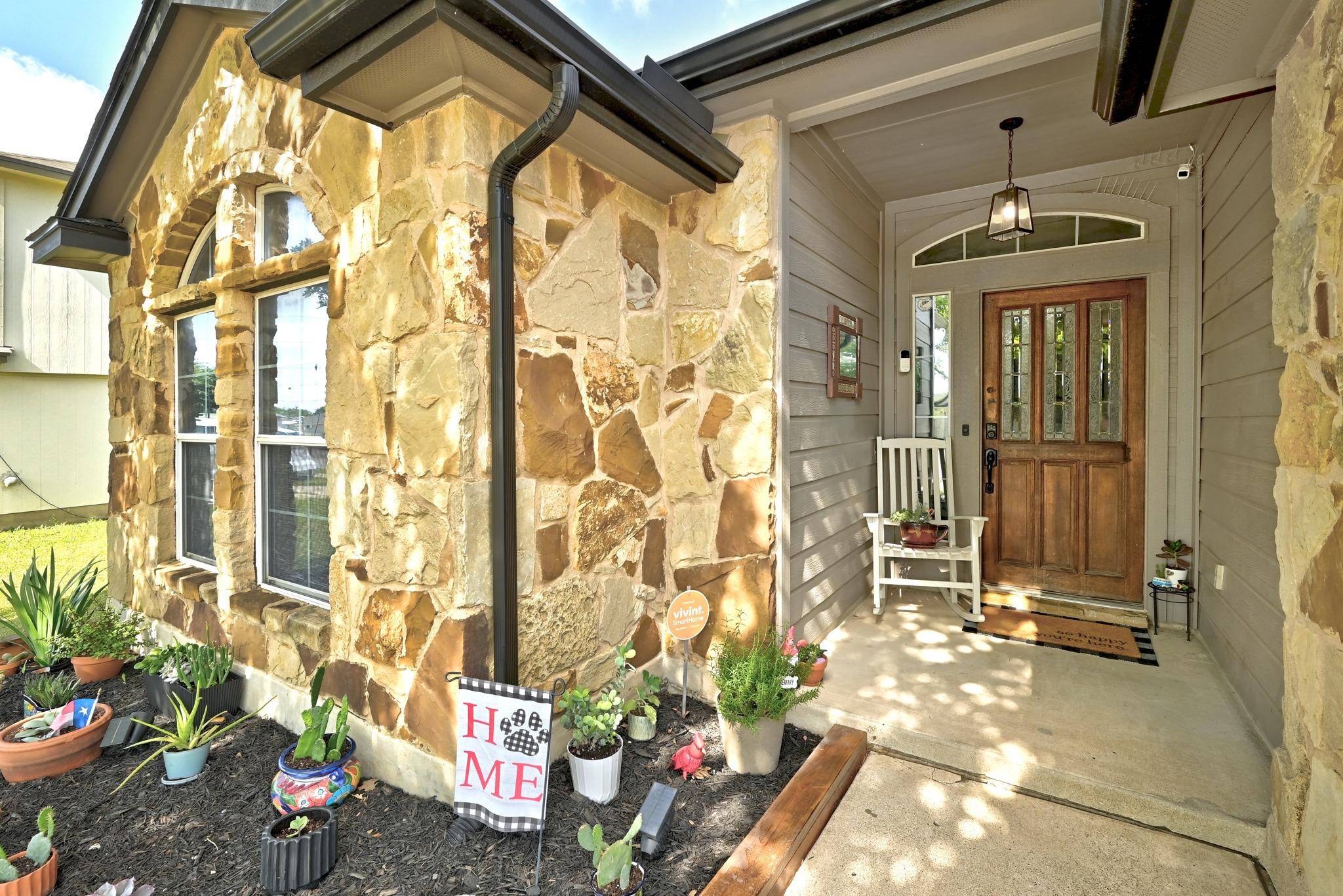 105 Lidell ST, Hutto, TX 78634