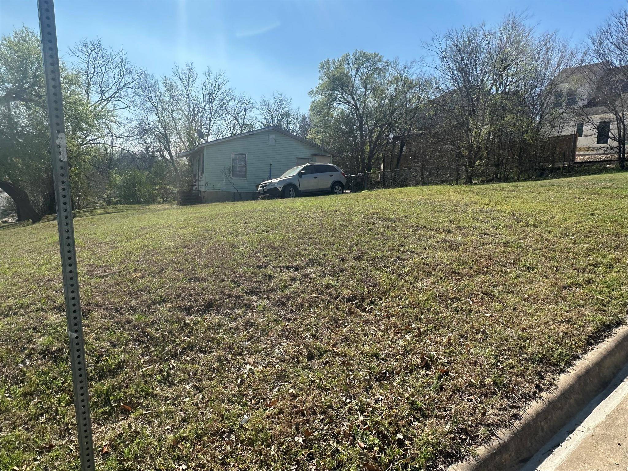 5003 Heflin LN, Austin, TX 78721