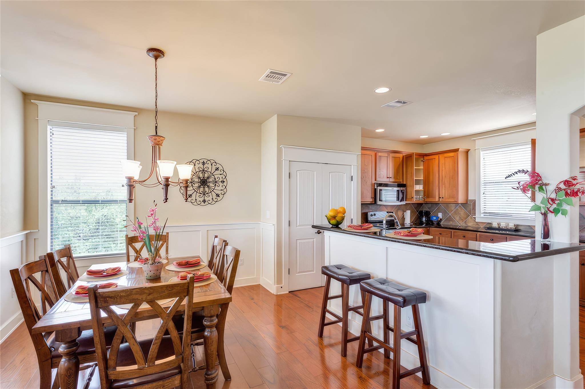 17932 Edgewood WAY, Jonestown, TX 78645