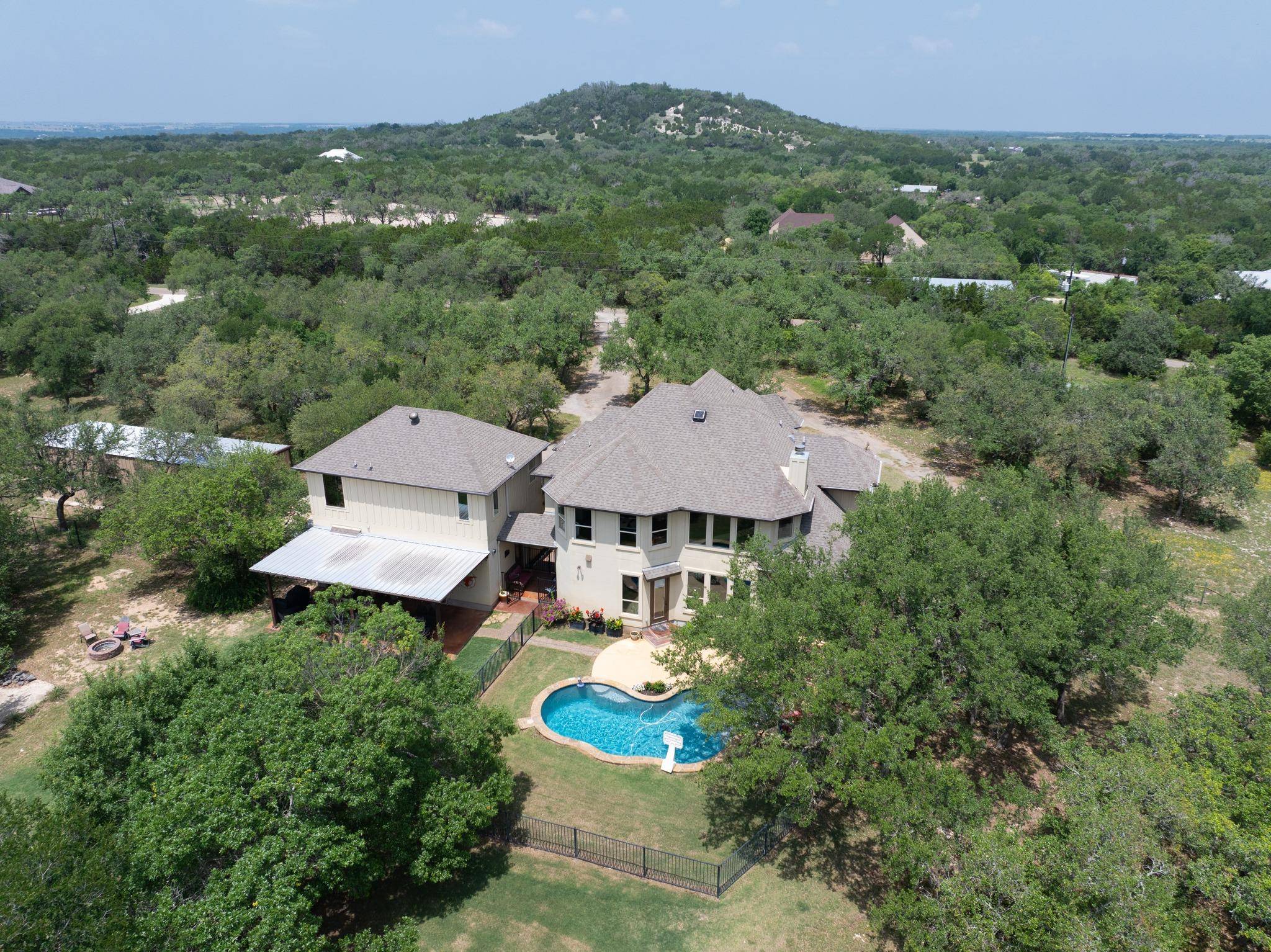 3696 County Road 207, Liberty Hill, TX 78642