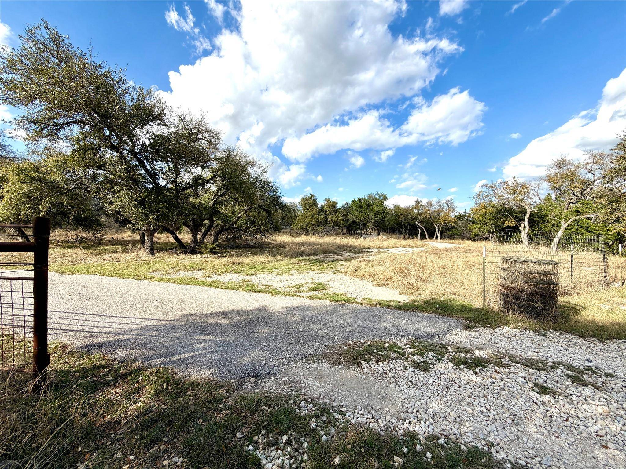 1358 County Road 233 RD, Florence, TX 76527