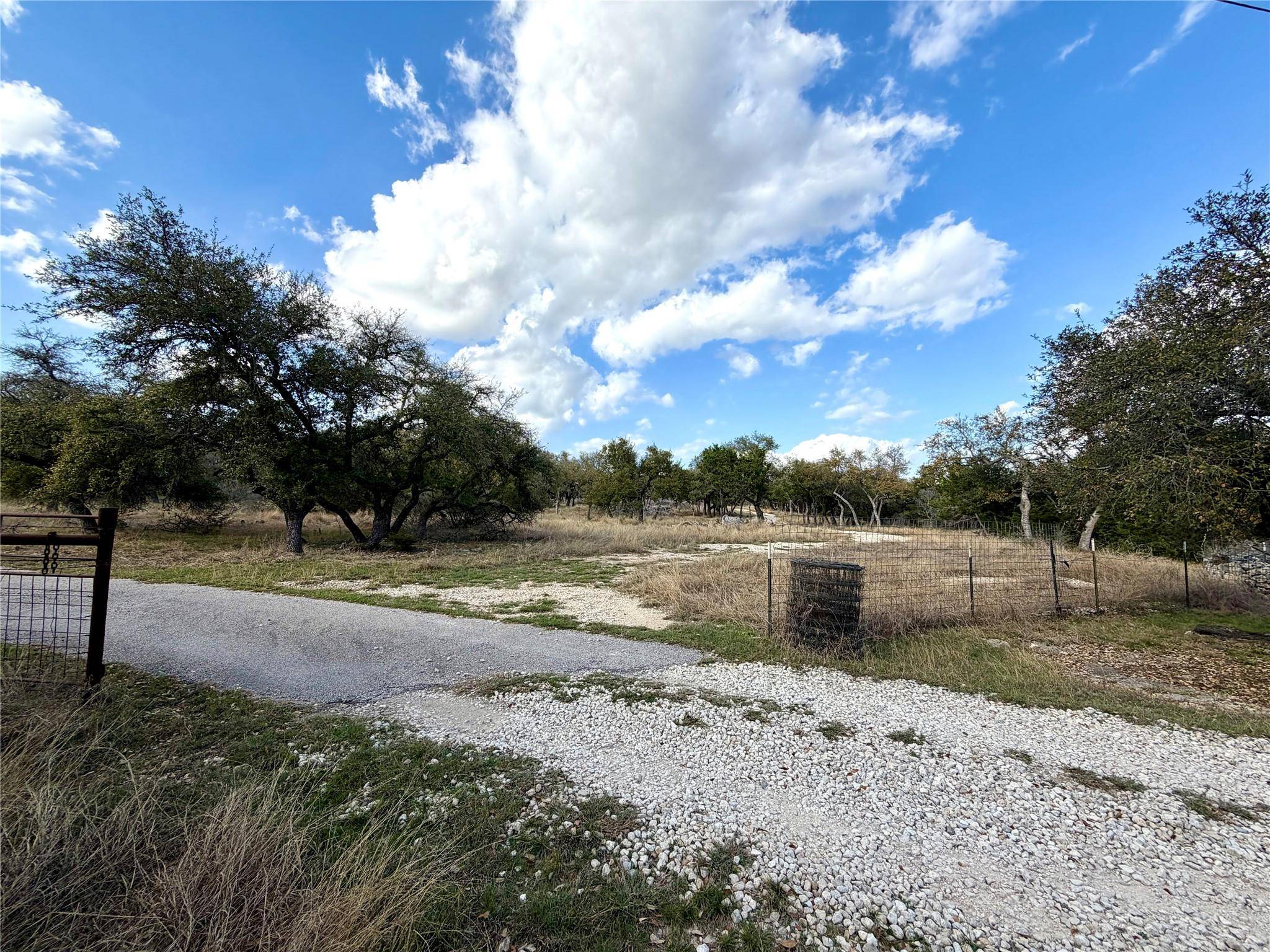 1358 County Road 233 RD, Florence, TX 76527