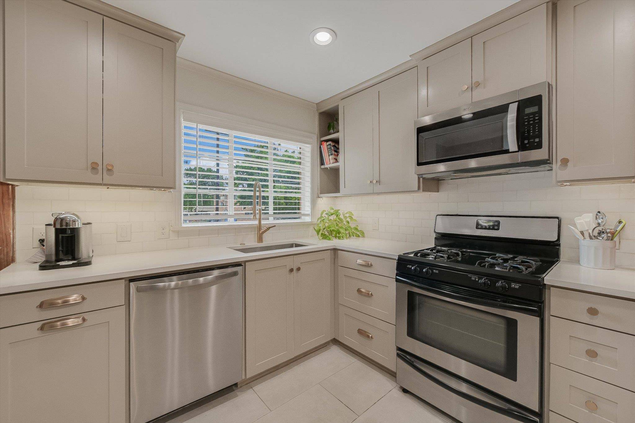 3309 Grooms ST #208, Austin, TX 78705