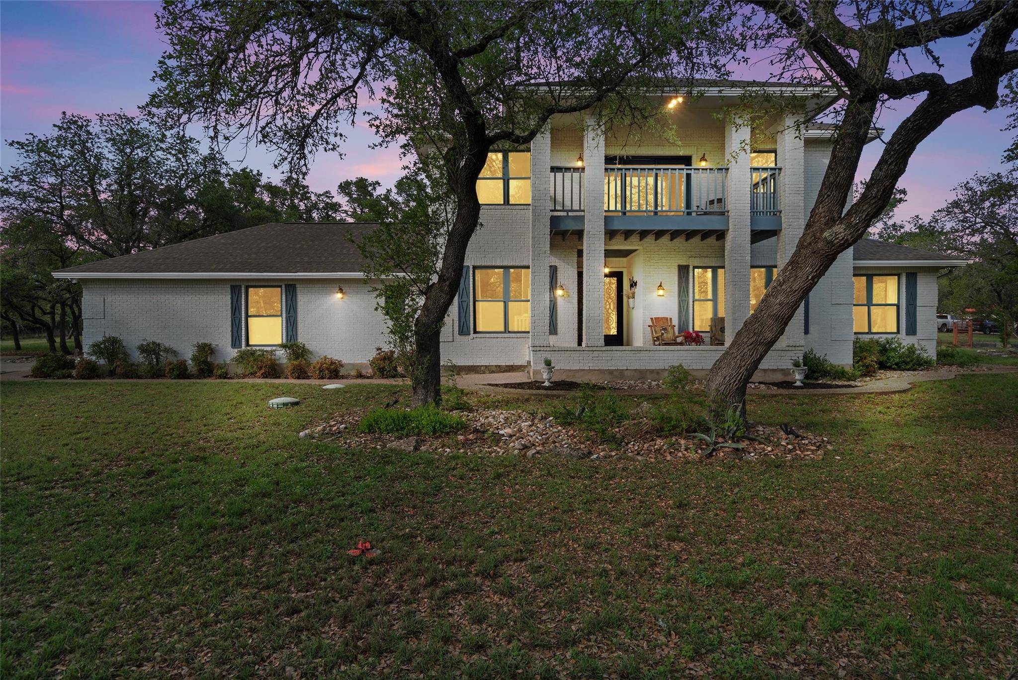 606 Winchester DR, Dripping Springs, TX 78620