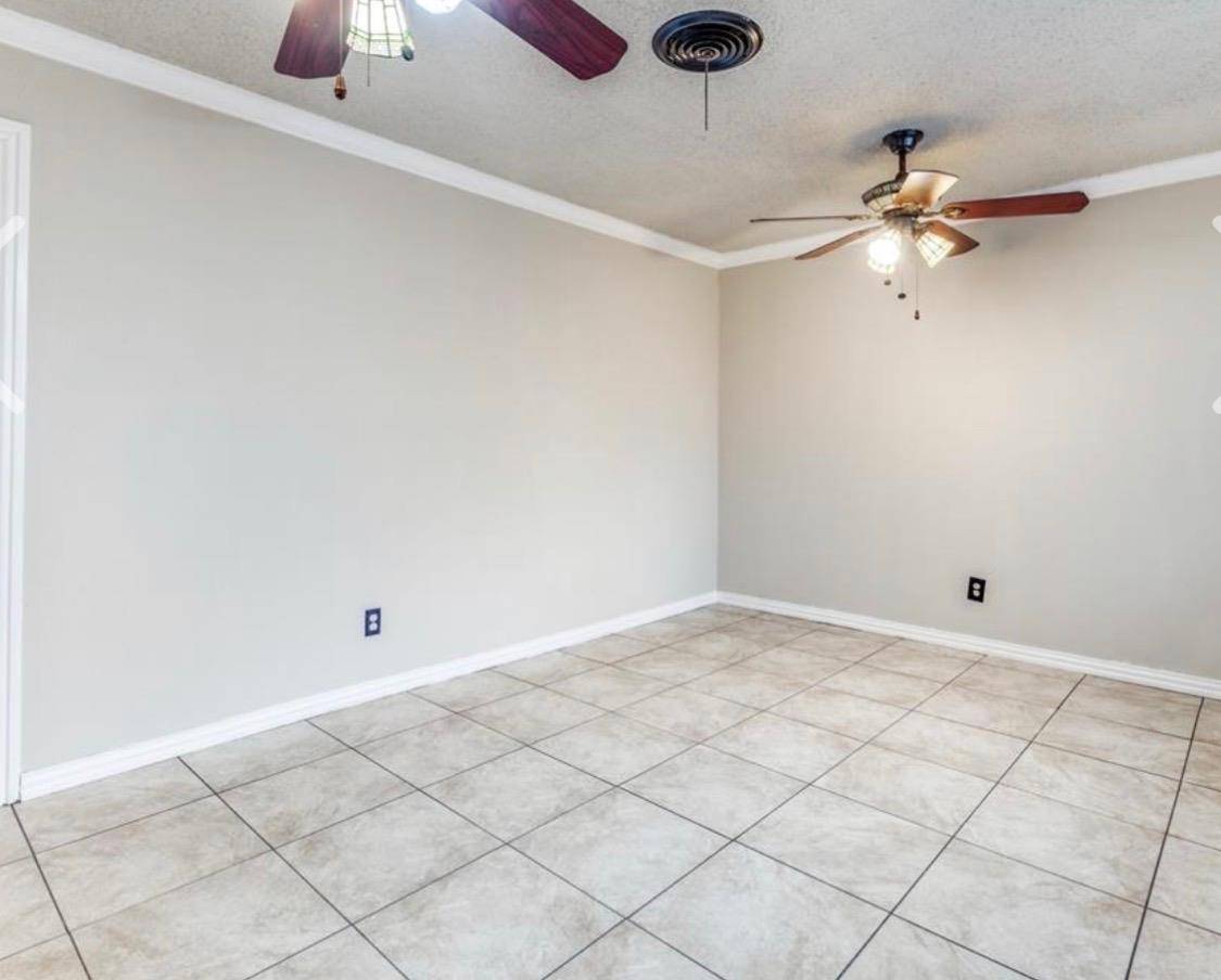 4744 Richard ST, Forest Hill, TX 76119