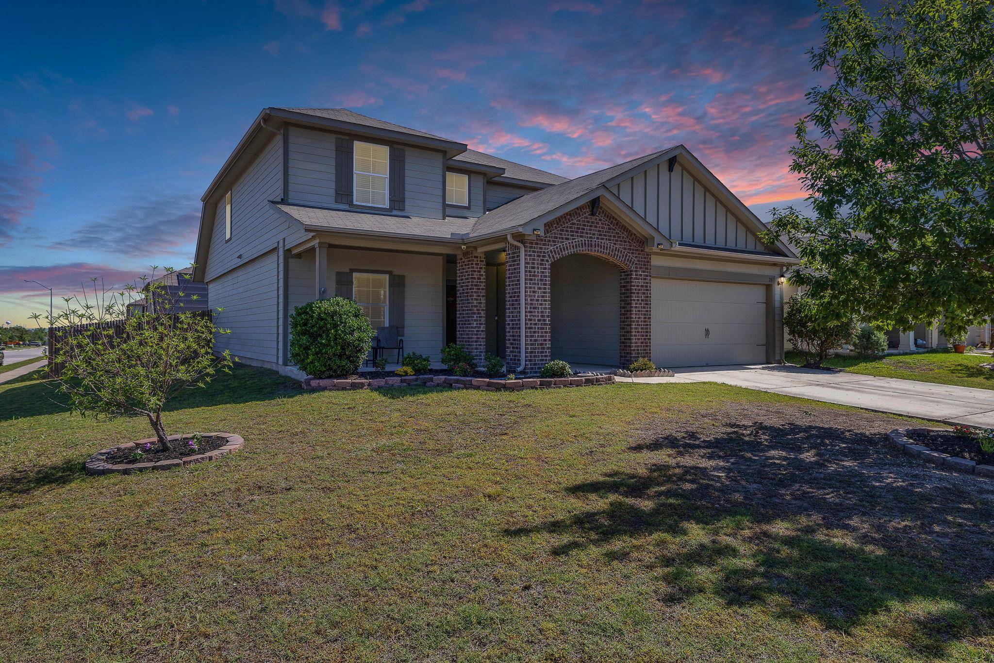 201 Garcitas Creek LN, Hutto, TX 78634
