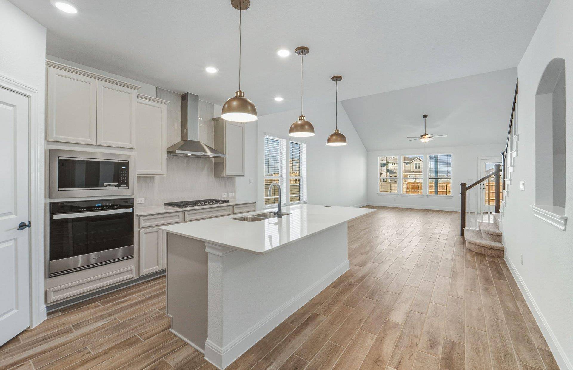 201 Singing Dove WAY, Liberty Hill, TX 78642