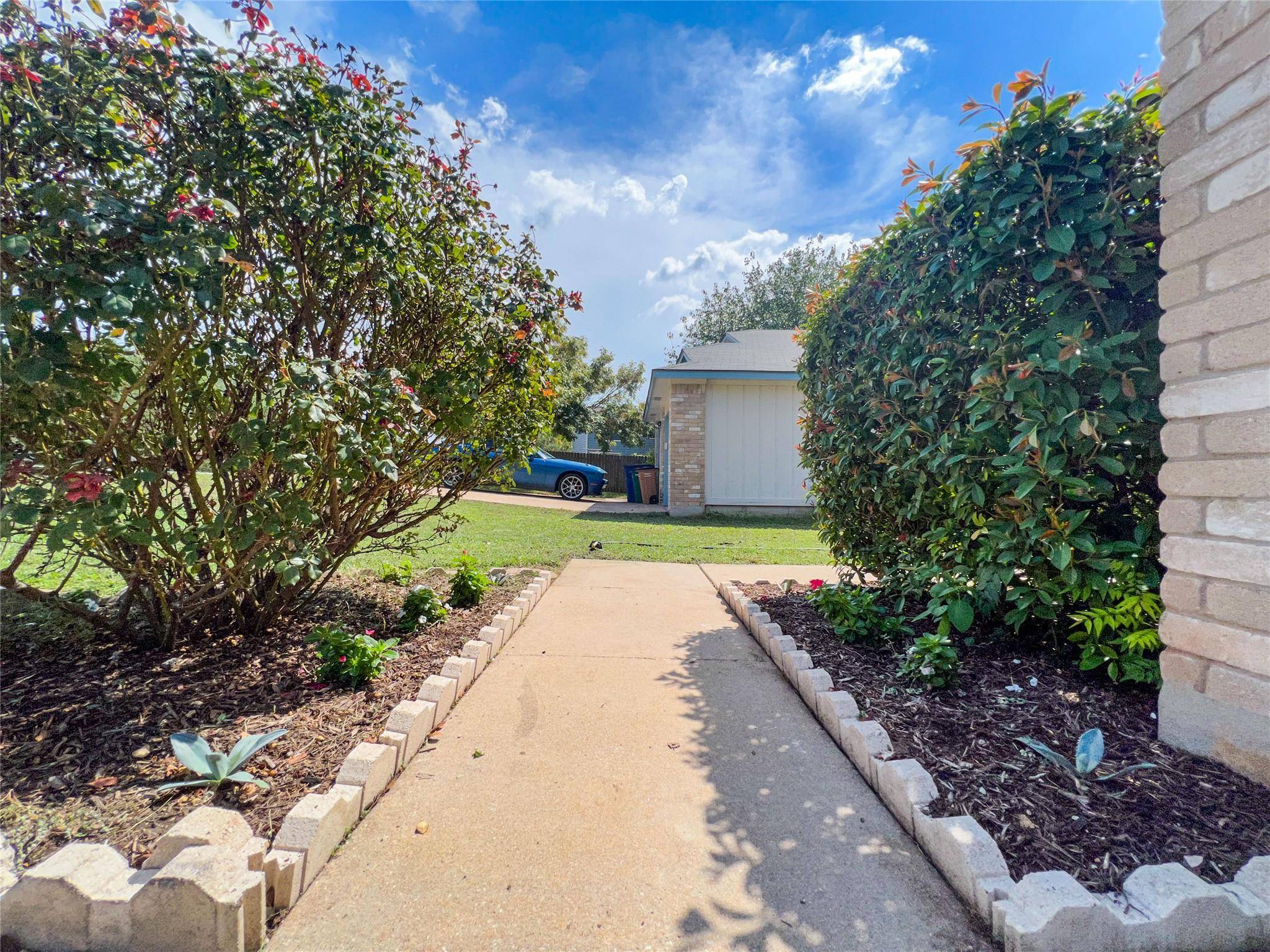 12004 Thompkins DR, Austin, TX 78753