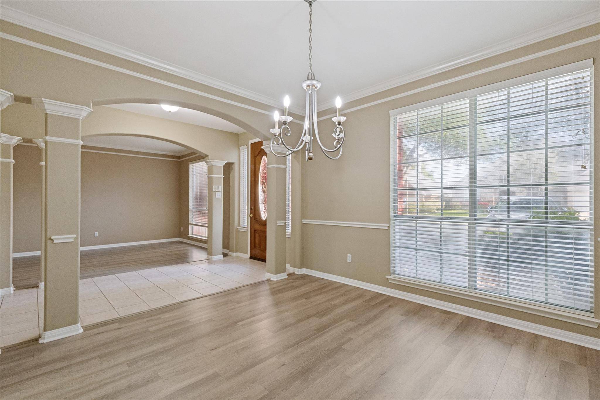 2244 Fernspring DR, Round Rock, TX 78665