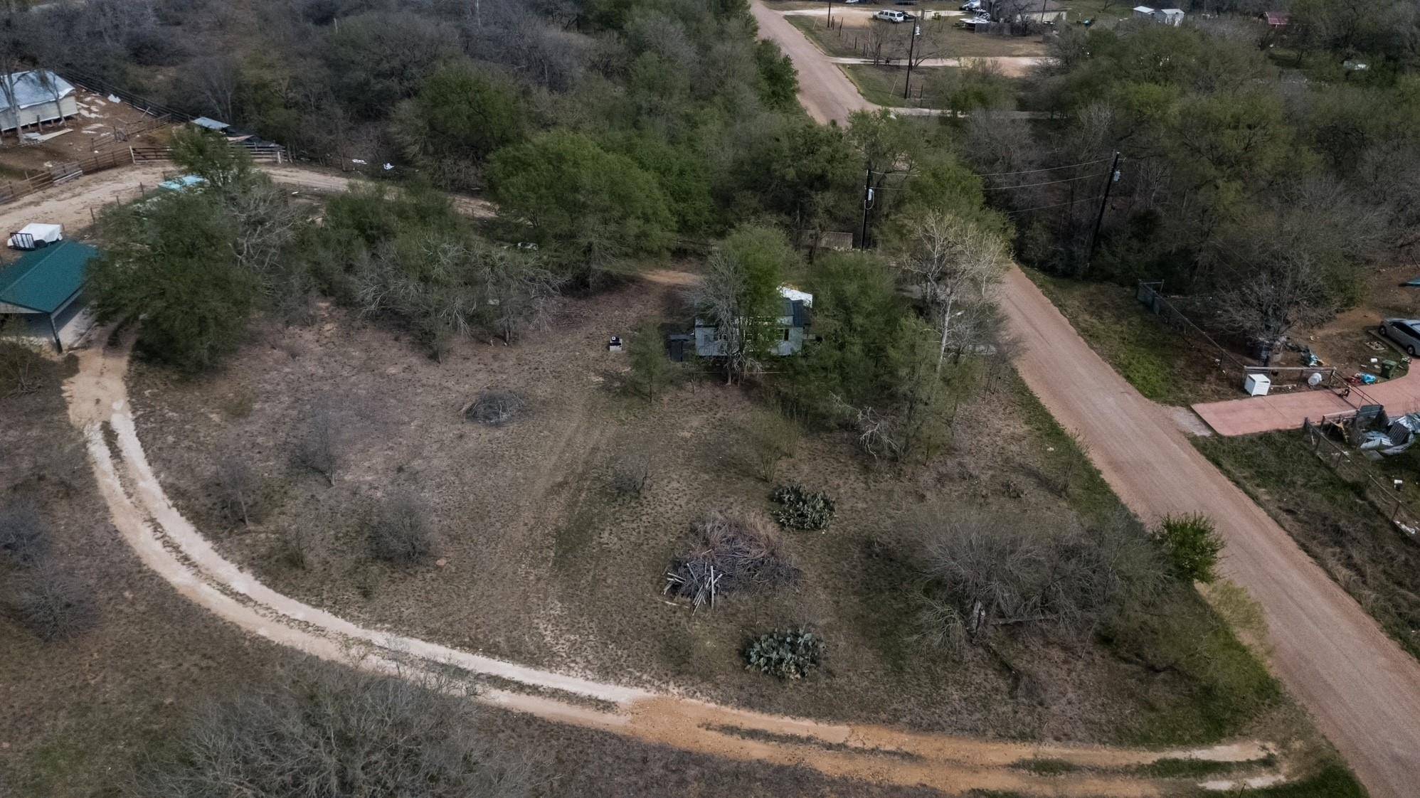 128 Arrowhead CT #A, Bastrop, TX 78602