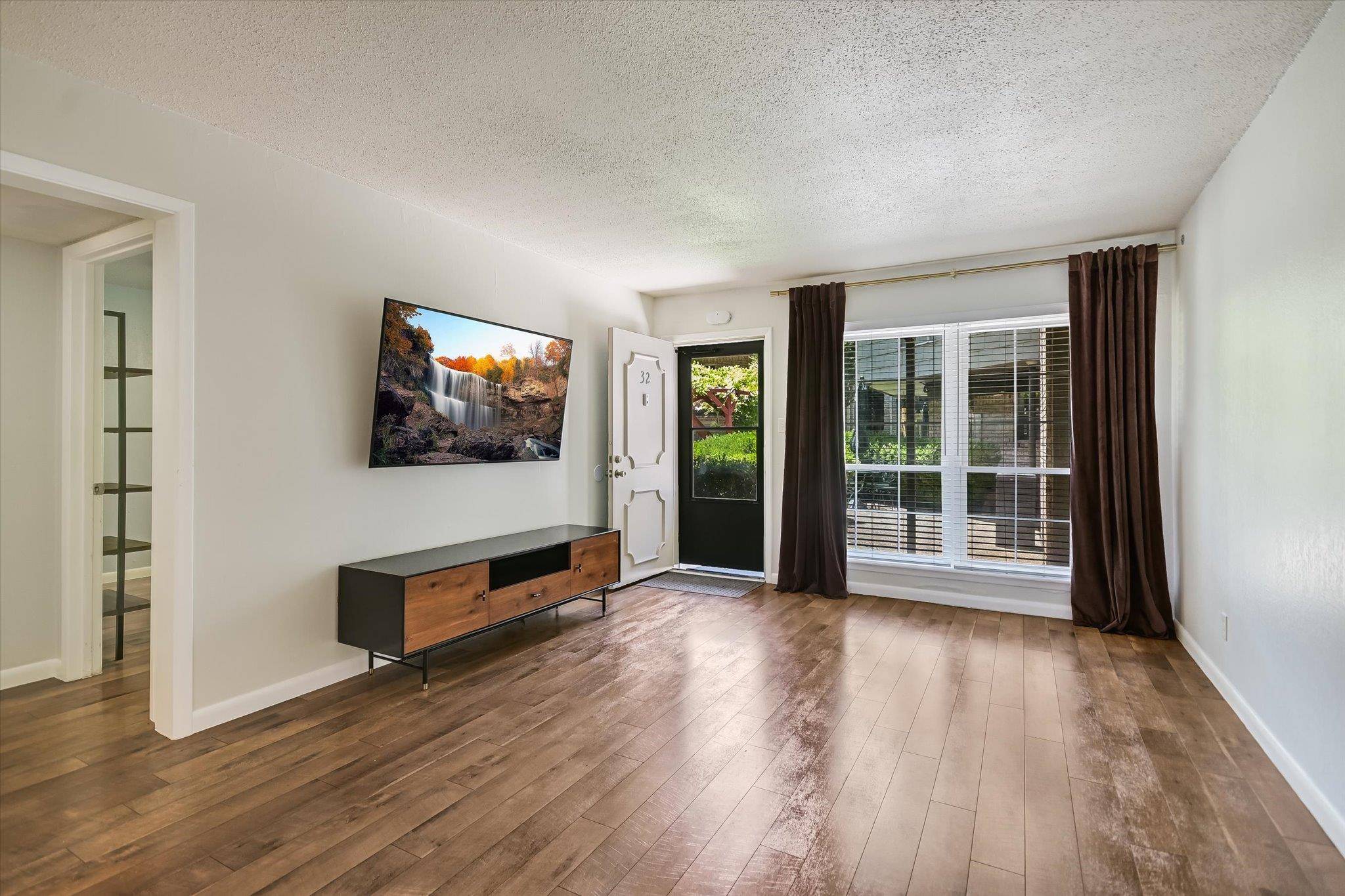 2425 Ashdale DR #32, Austin, TX 78757