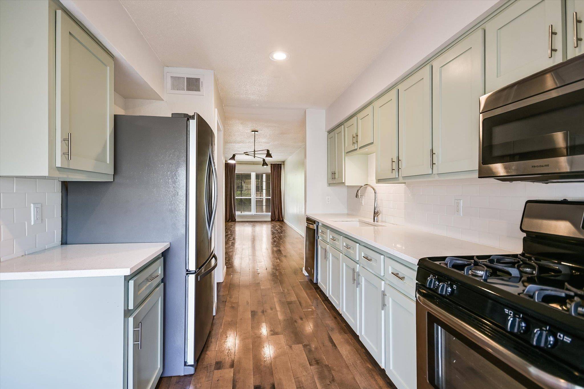 2425 Ashdale DR #32, Austin, TX 78757