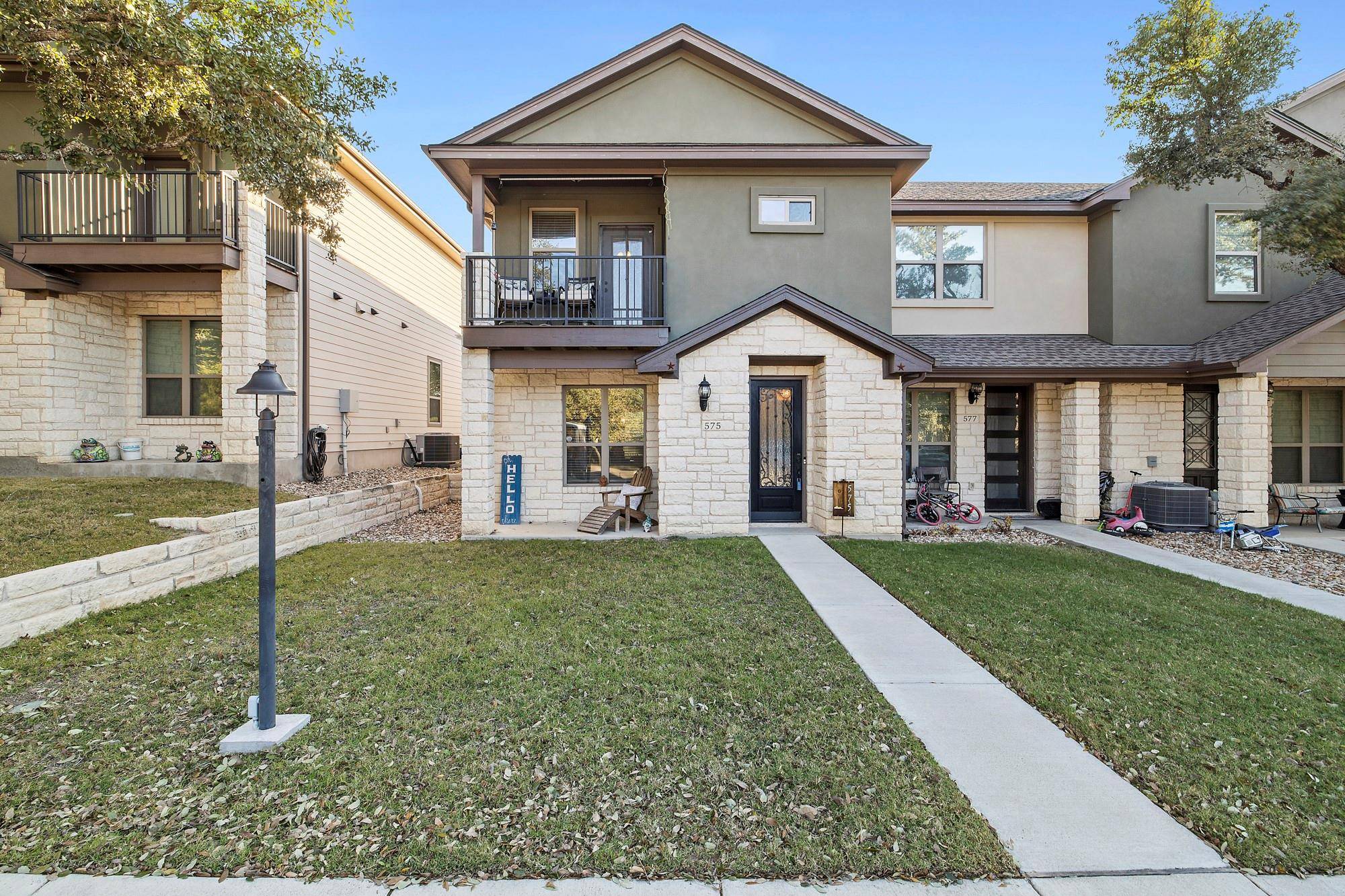 575 Demarett DR, Point Venture, TX 78645