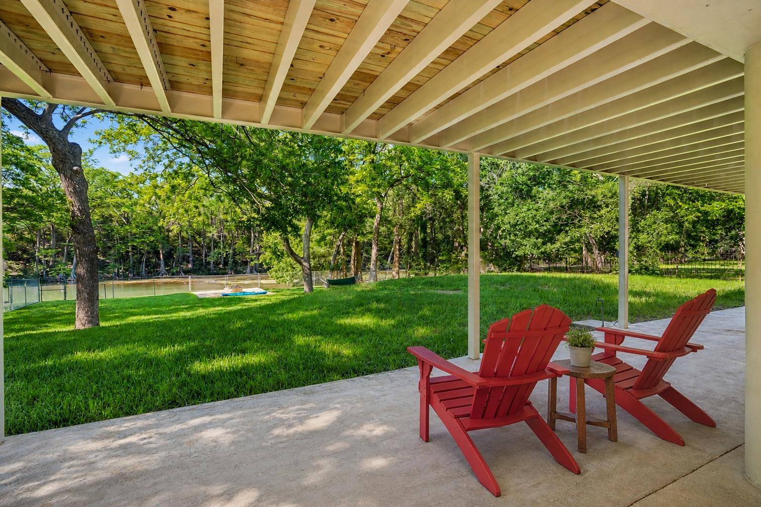 716 River Cliff DR, Canyon Lake, TX 78133