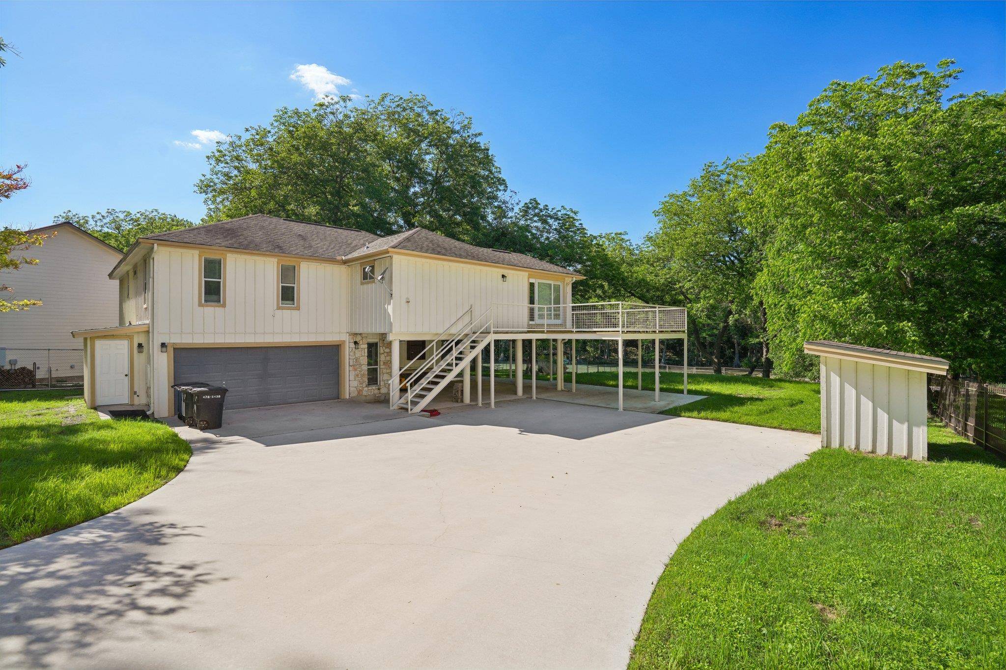 716 River Cliff DR, Canyon Lake, TX 78133
