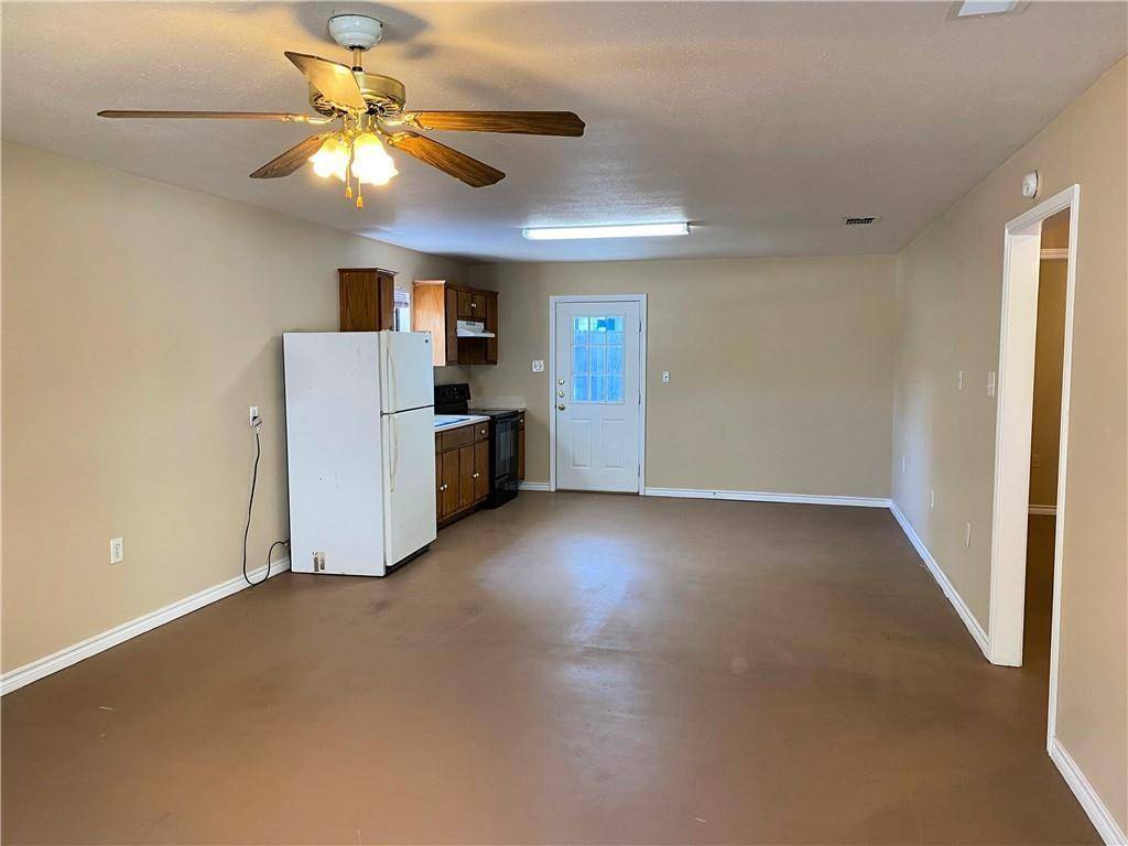 204 Hall ST #A, Elgin, TX 78621