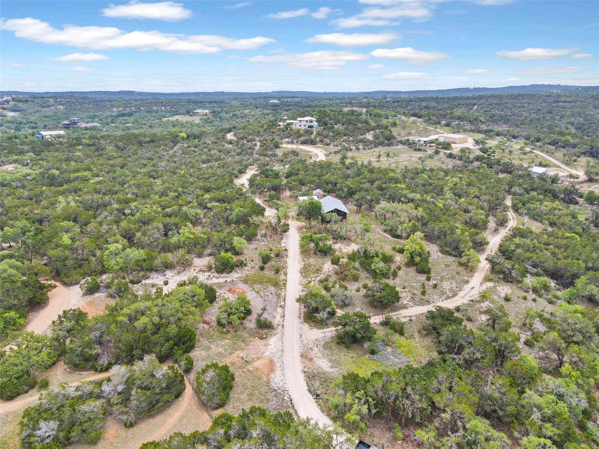910 Plant Lady LN, Dripping Springs, TX 78620
