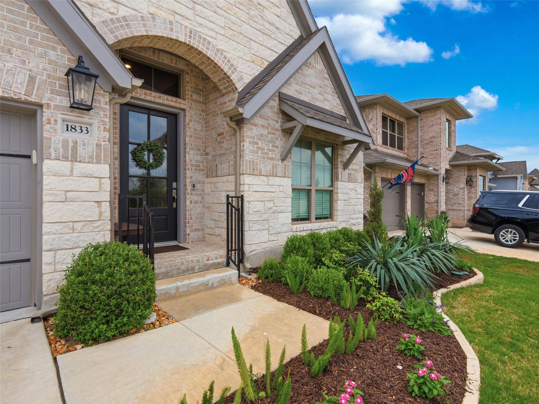 1833 Luna ST, New Braunfels, TX 78132