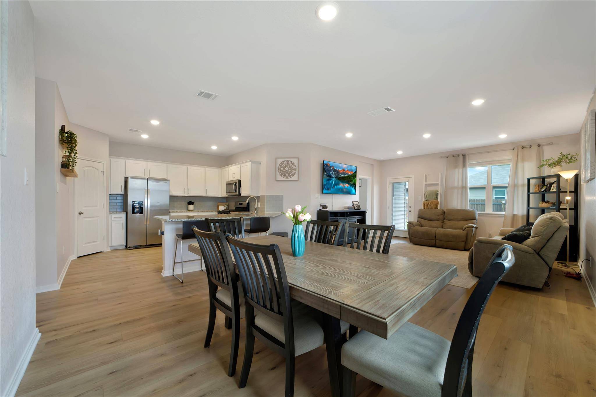 141 Medinah LN, San Marcos, TX 78666