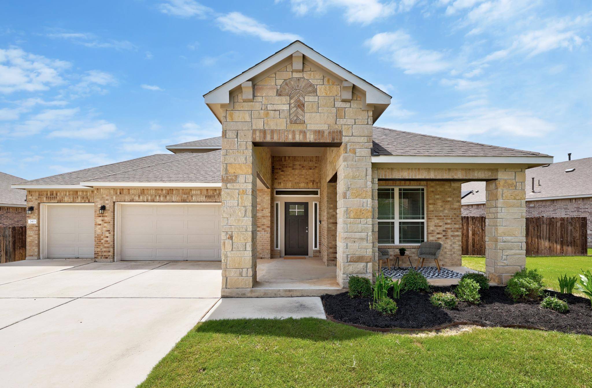 2413 Star Hill Ranch ST, Georgetown, TX 78628