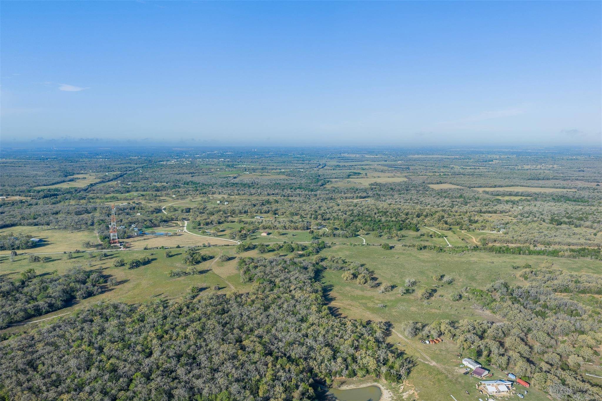 2313 E Us Highway 79, Rockdale, TX 76567