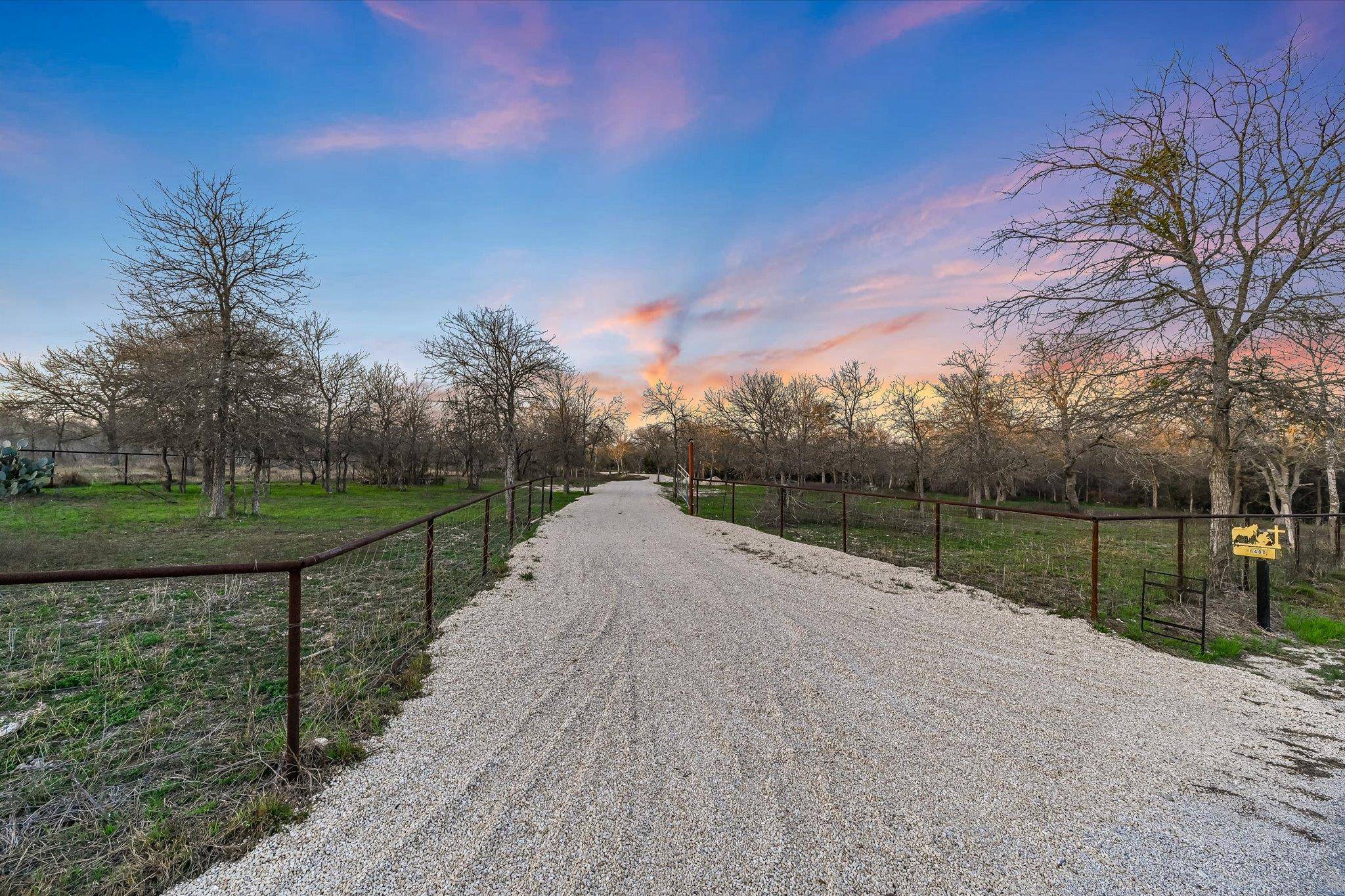 8400 Taylorsville RD, Dale, TX 78616