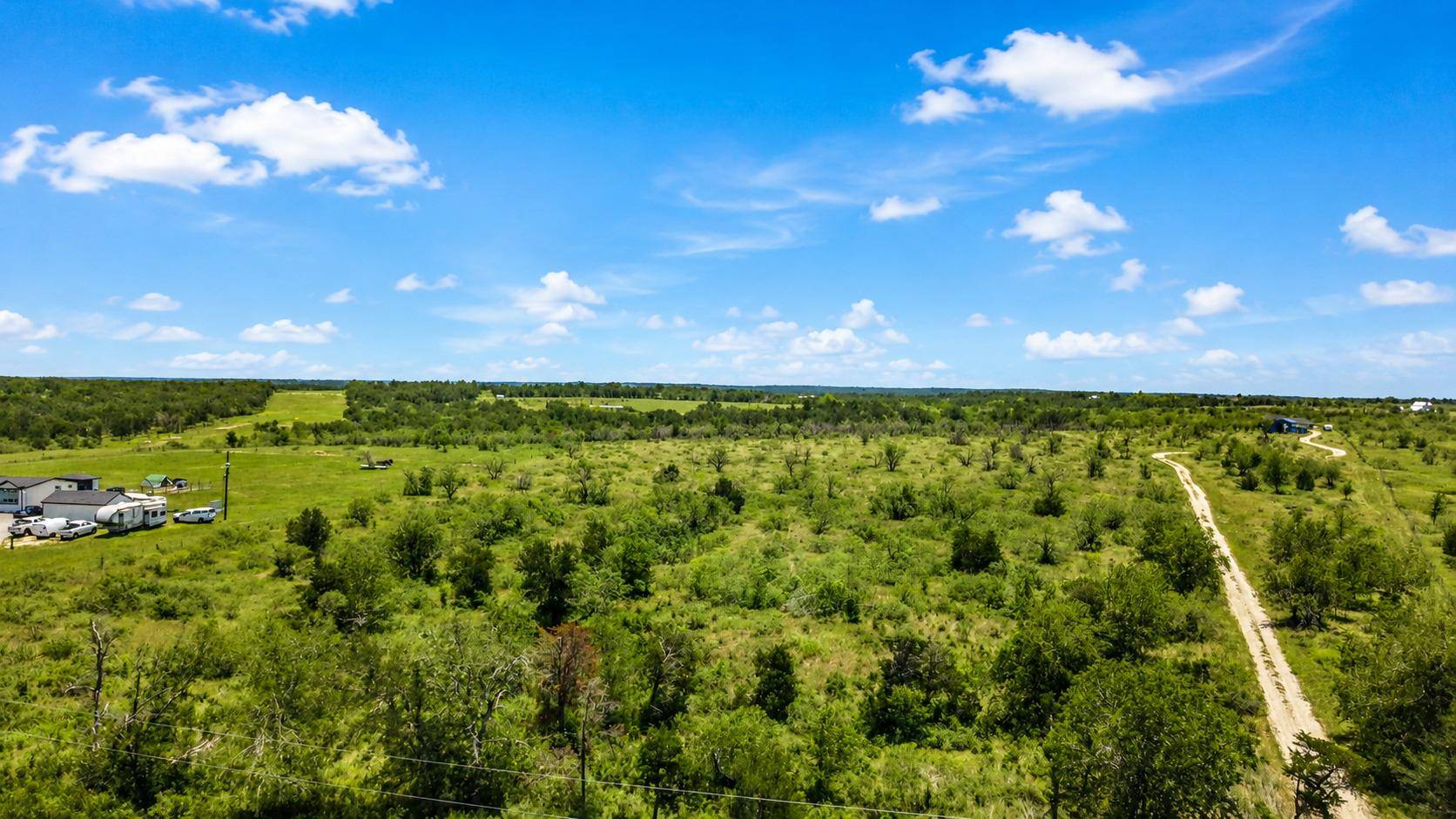 2500 NE County Road 466 DR, Elgin, TX 78621
