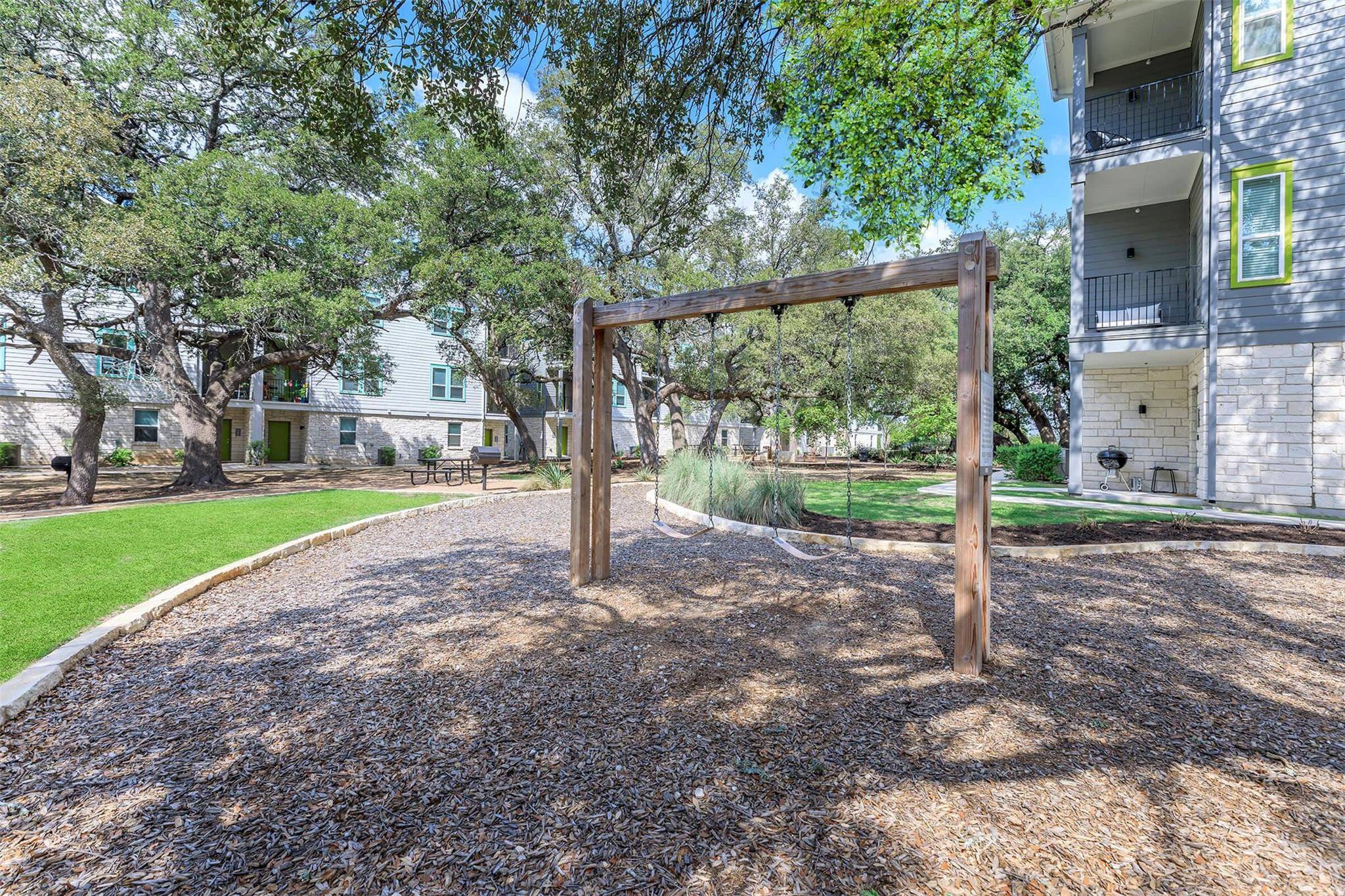 680 Naumann DR #A4 #A4, Leander, TX 78641