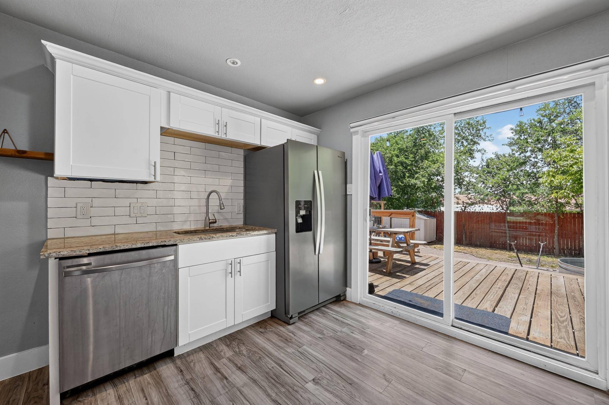 2321 Lakehurst DR, Austin, TX 78744