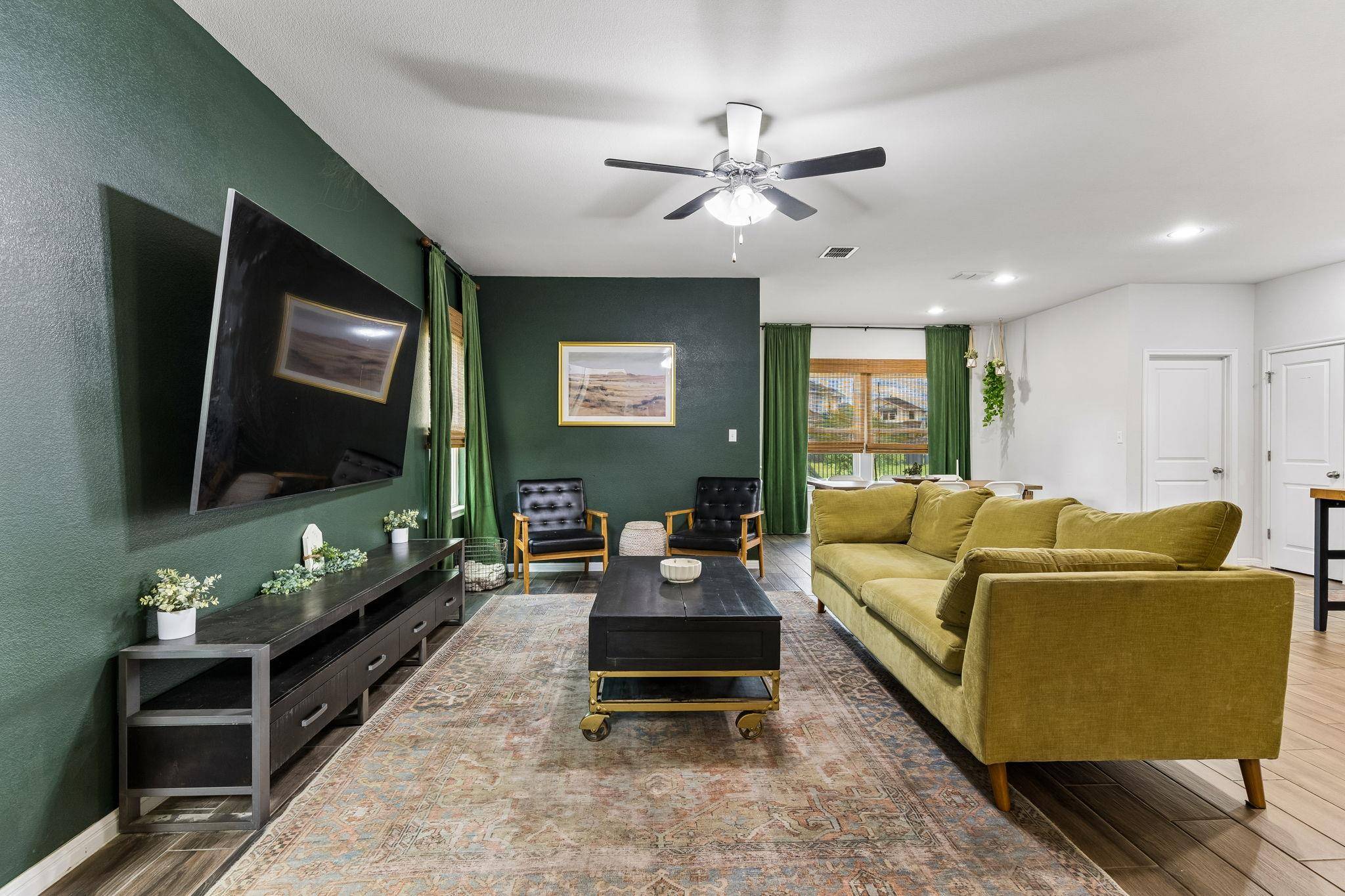 2851 Brand Iron DR, San Marcos, TX 78666