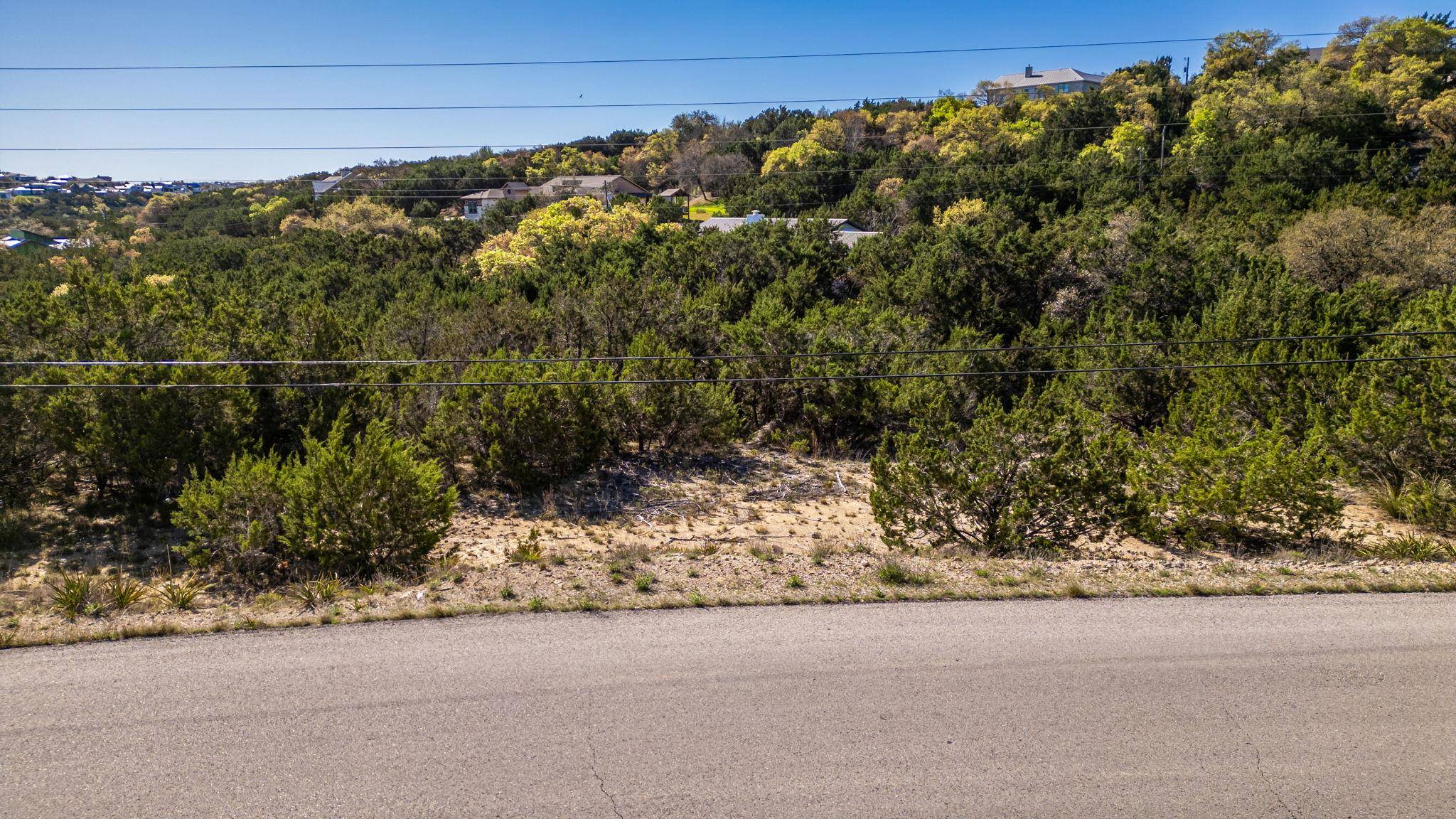 2711 Crosswind DR, Spicewood, TX 78669