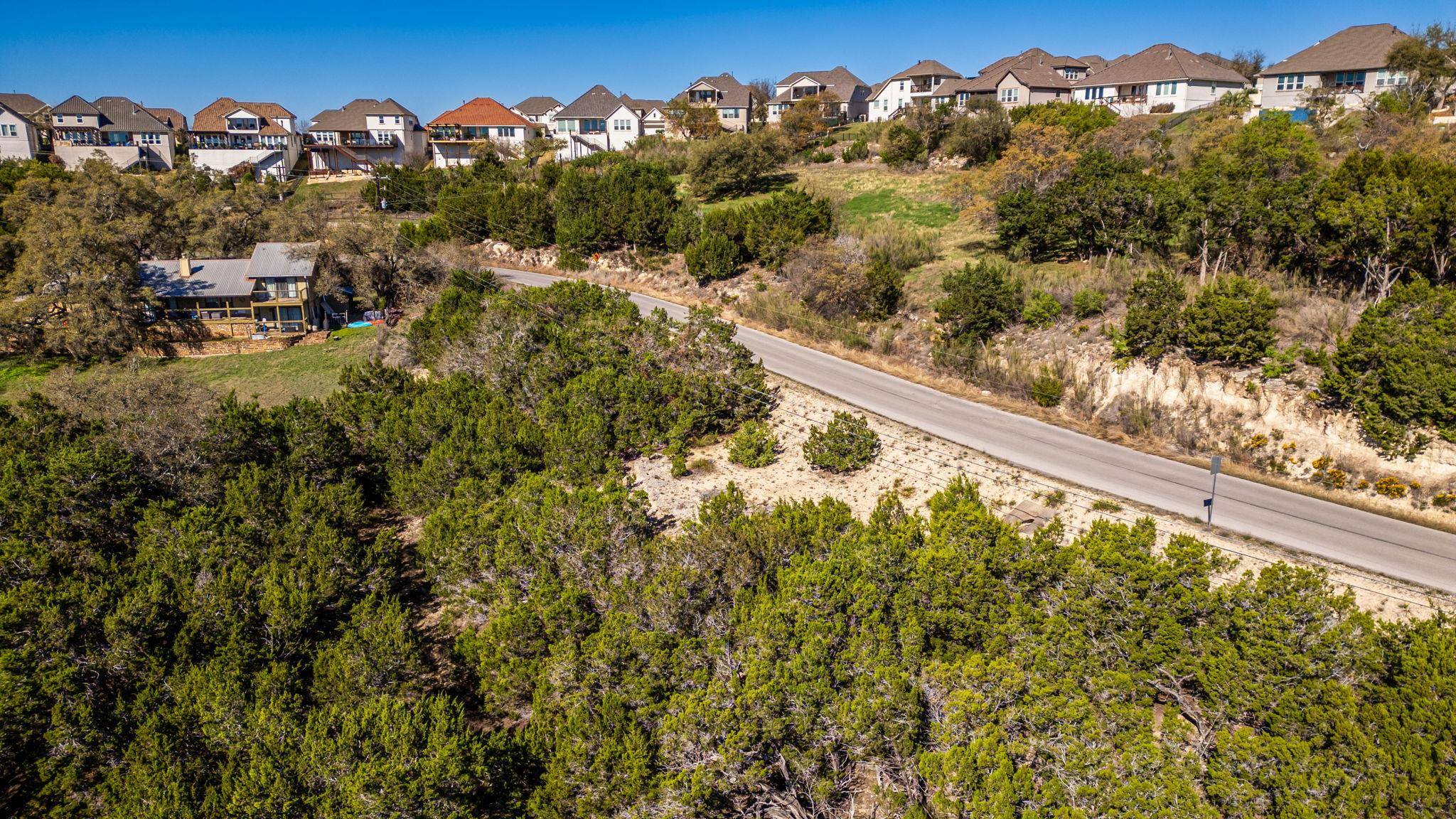 2711 Crosswind DR, Spicewood, TX 78669