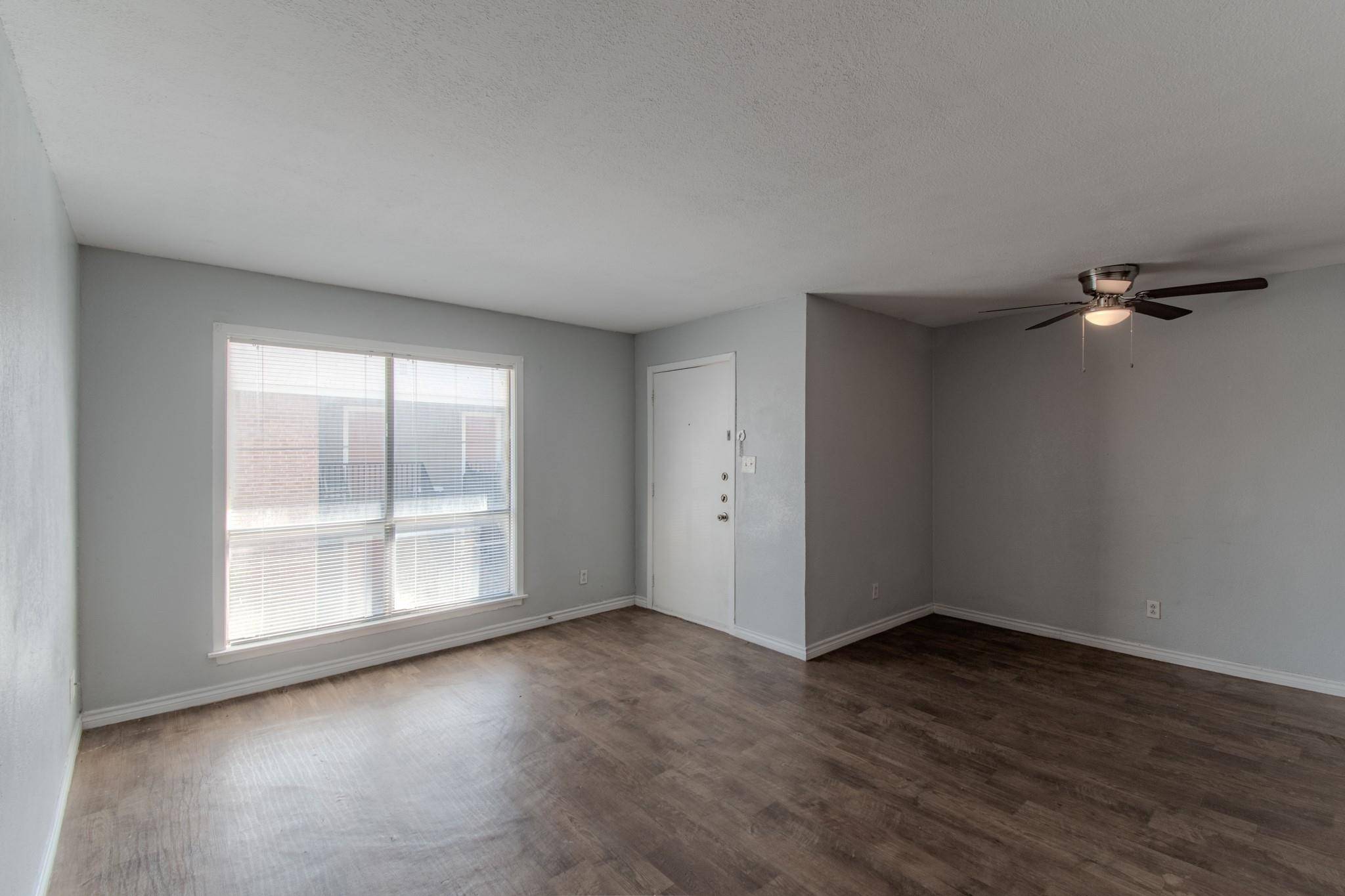 100 Uhland RD #3, San Marcos, TX 78666