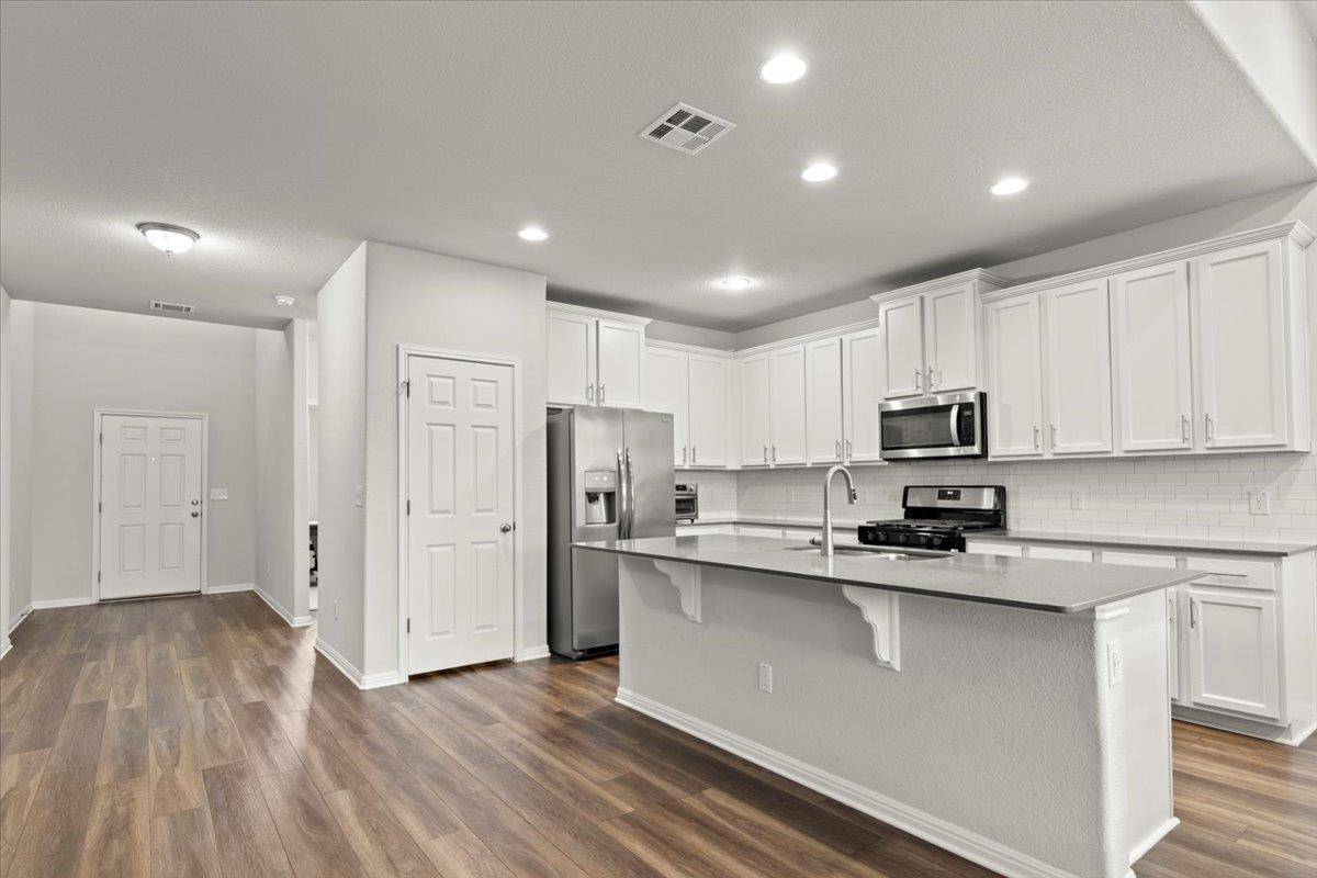 213 Munk LN, Leander, TX 78641