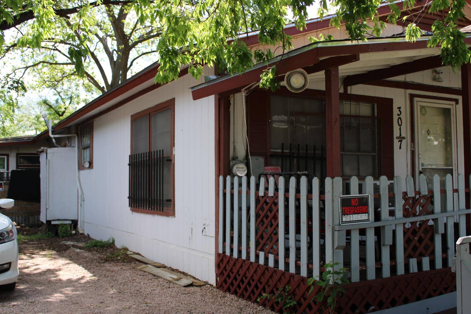 3017 Lyons RD, Austin, TX 78702