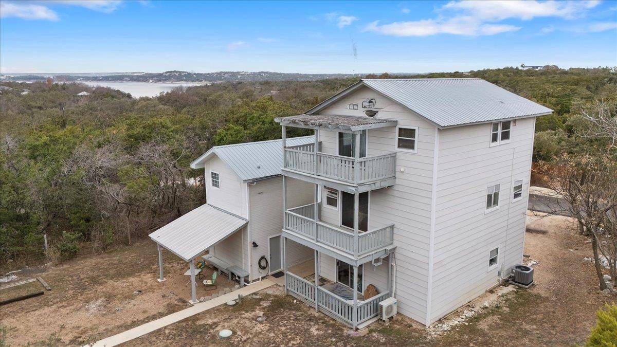 7705 Debbie DR, Volente, TX 78641
