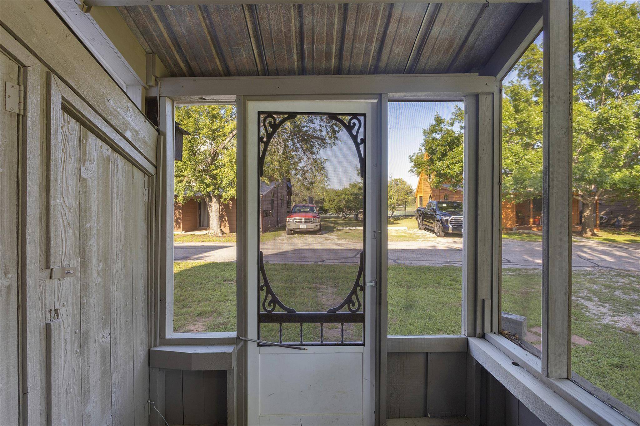 118 Topspin CIR, Spicewood, TX 78669