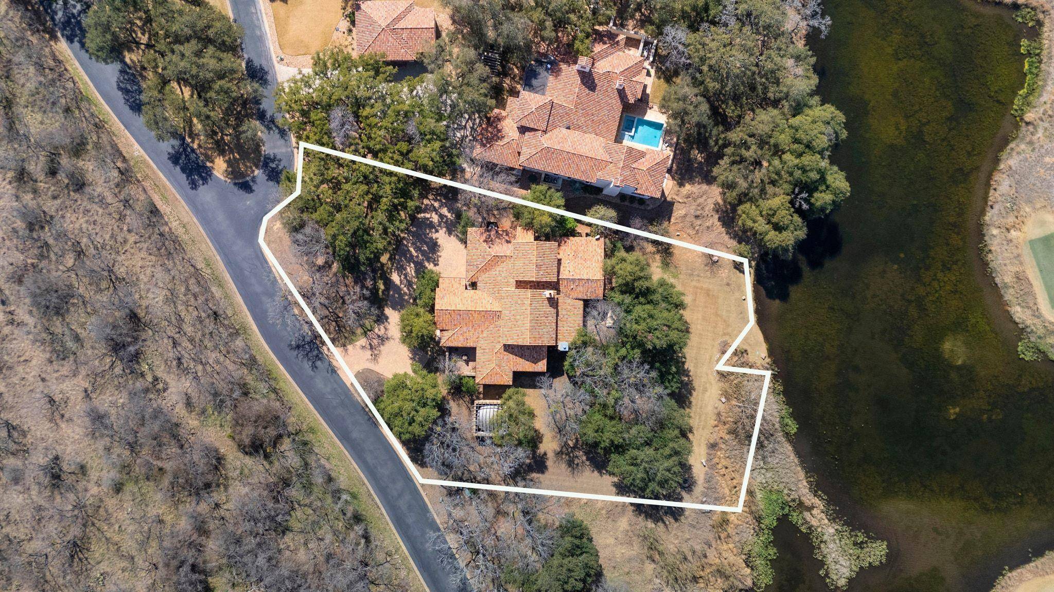 145 La Serena LOOP, Horseshoe Bay, TX 78657