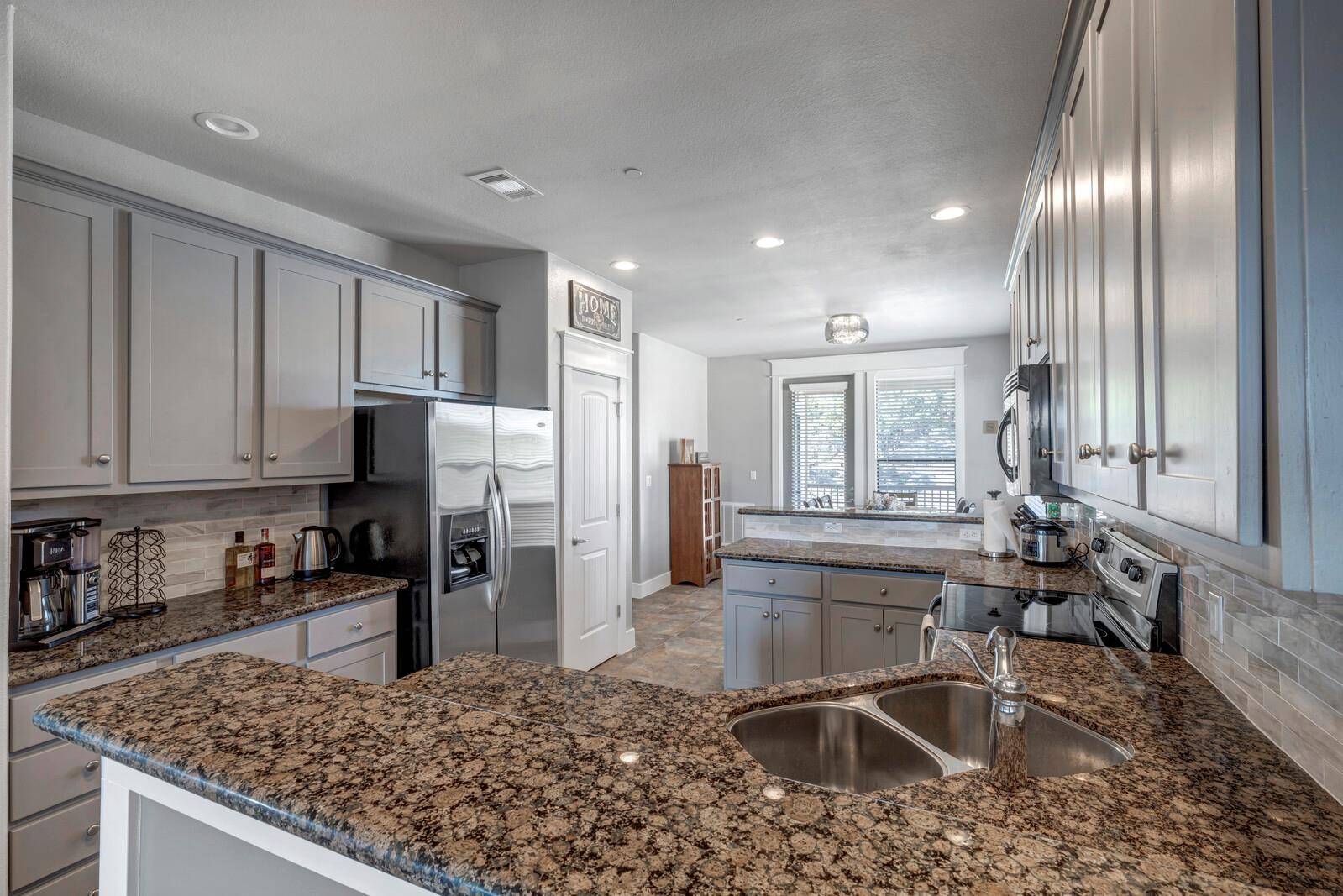 17808 Maritime Point DR #301, Jonestown, TX 78645
