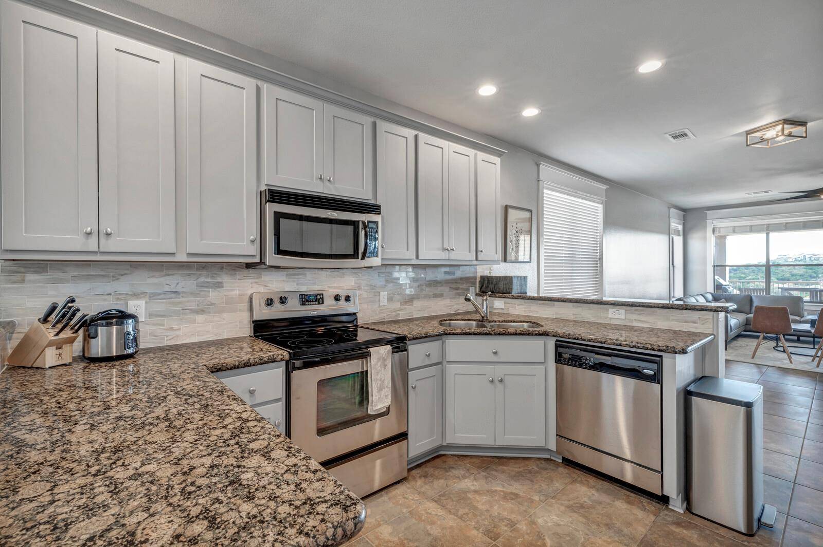 17808 Maritime Point DR #301, Jonestown, TX 78645